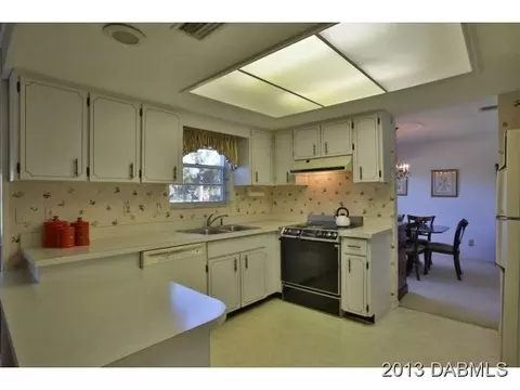 251 Oak Dr, Ormond Beach, FL 32176 photo 9