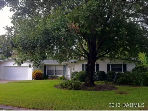 19 Capri Cir, Ormond Beach, FL 32174 photo 1