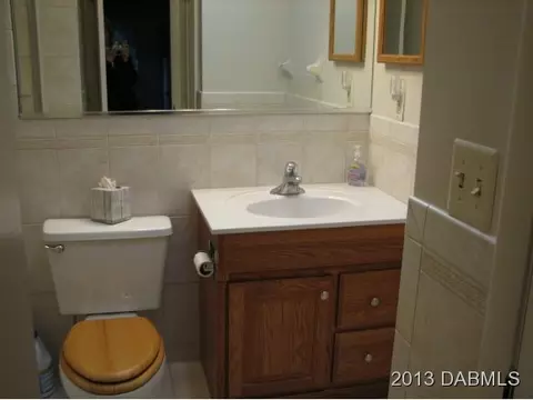 19 Capri Cir, Ormond Beach, FL 32174 photo 5