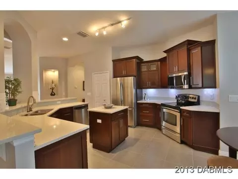 1233 Crown Pointe Ln, Ormond Beach, FL 32174 photo 3