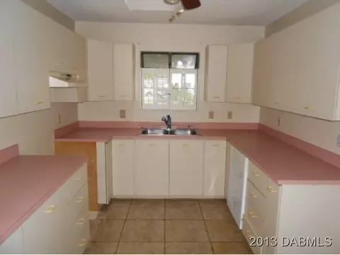 1005 Lake Ave, Edgewater, FL 32132 photo 2