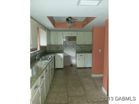 256 Seminole Dr, Ormond Beach, FL 32174 photo 4