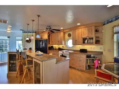 14 Capistrano Dr, Ormond Beach, FL 32176 photo 5