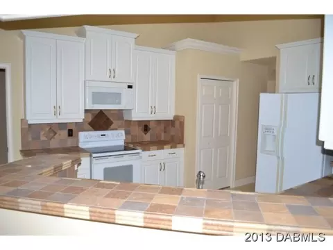 11 Eagle Pl, Palm Coast, FL 32164 photo 10