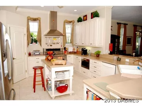 3105 Sperrin Dr, Ormond Beach, FL 32174 photo 2