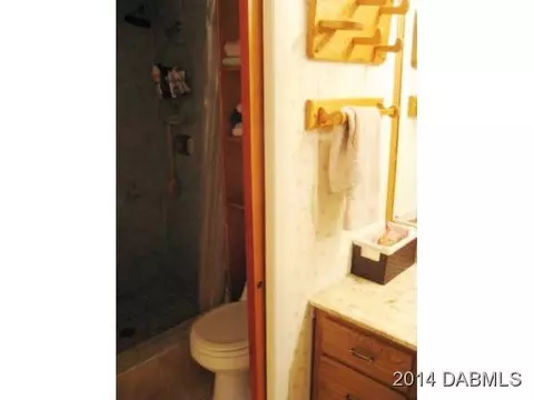 104 Palm Breeze Dr, Edgewater, FL 32141 photo 9