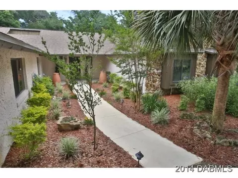 201 Rio Pinar Dr, Ormond Beach, FL 32174 photo 2