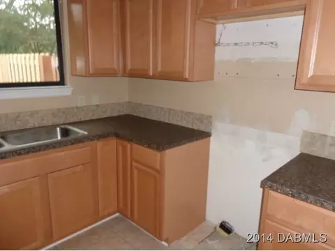50 Park Pl, Ormond Beach, FL 32174 photo 2