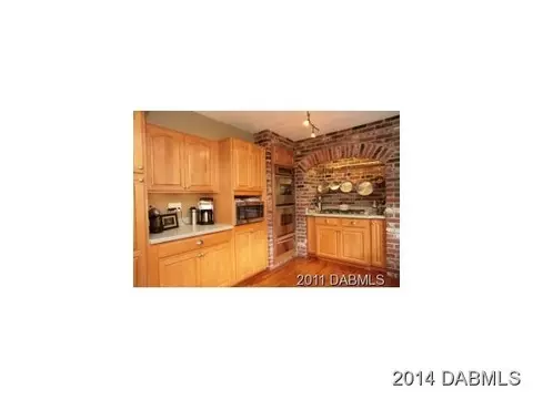 2128 John Anderson Dr, Ormond Beach, FL 32176 photo 7