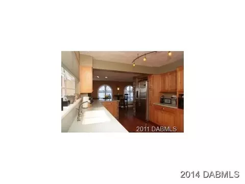 2128 John Anderson Dr, Ormond Beach, FL 32176 photo 8