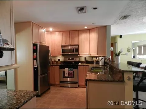 75 Sylvania Pl, Ormond Beach, FL 32174 photo 7