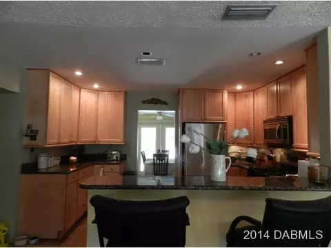 75 Sylvania Pl, Ormond Beach, FL 32174 photo 4