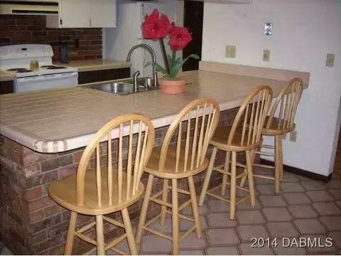 802 Lucerne Cir, Ormond Beach, FL 32174 photo 5