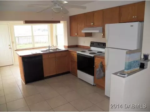 33 Palmetto Dr, Ormond Beach, FL 32176 photo 3