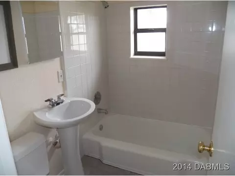33 Palmetto Dr, Ormond Beach, FL 32176 photo 7