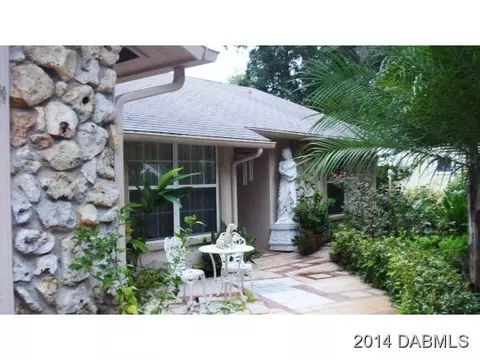 1824 Pine Tree Dr, Edgewater, FL 32132 photo 2