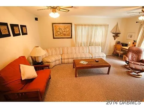 1 Juniper Dr, Ormond Beach, FL 32176 photo 2