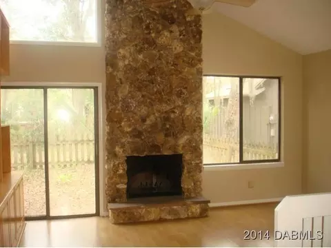 36 Snaresbrook Ct, Ormond Beach, FL 32174 photo 2