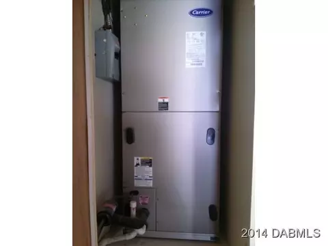 2322 Sabal Palm Dr, Edgewater, FL 32141 photo 2