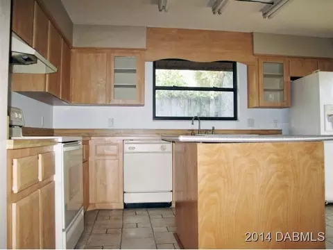 903 Brookside Dr, Ormond Beach, FL 32174 photo 9