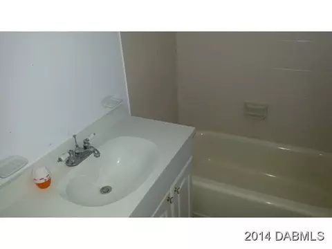 49 Brooks Dr, Ormond Beach, FL 32176 photo 5