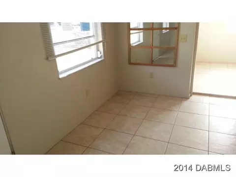 49 Brooks Dr, Ormond Beach, FL 32176 photo 2
