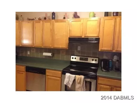 93 N Capri Dr, Ormond Beach, FL 32174 photo 5