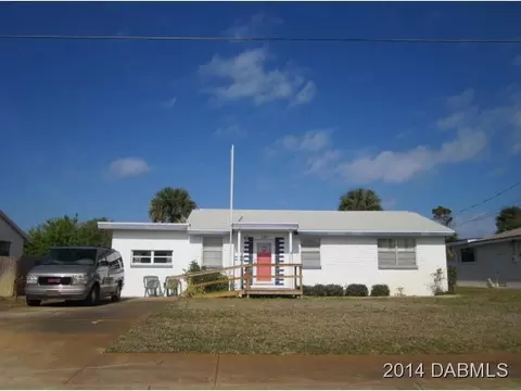 156 Lucky Dr, Ormond Beach, FL 32176 photo 1