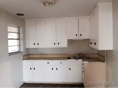 156 Lucky Dr, Ormond Beach, FL 32176 photo 5
