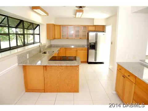 93 Pinecrest Ave, Ormond Beach, FL 32176 photo 4