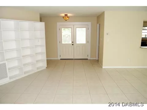 93 Pinecrest Ave, Ormond Beach, FL 32176 photo 3