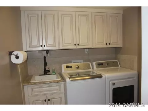 627 Riverside Dr, Ormond Beach, FL 32176 photo 9