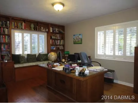 627 Riverside Dr, Ormond Beach, FL 32176 photo 8