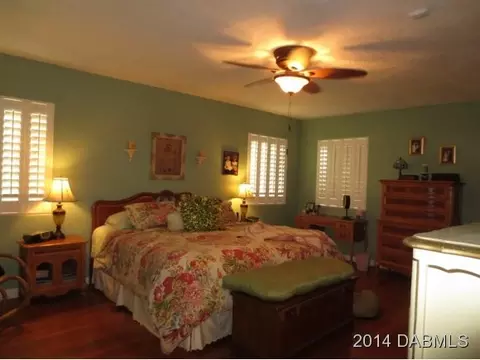627 Riverside Dr, Ormond Beach, FL 32176 photo 6