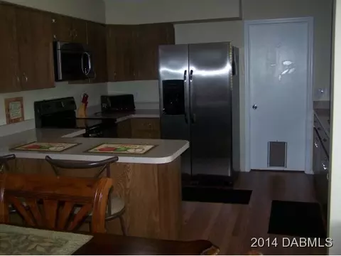 2623 Yule Tree Dr, Edgewater, FL 32141 photo 2