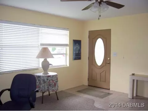 19 Seacrest Dr, Ormond Beach, FL 32176 photo 2