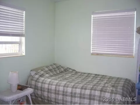 19 Seacrest Dr, Ormond Beach, FL 32176 photo 11