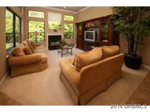 979 Stone Lake Dr, Ormond Beach, FL 32174 photo 4
