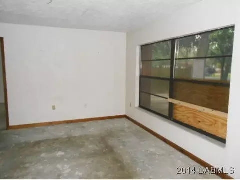 2327 Juniper Dr, Edgewater, FL 32141 photo 5