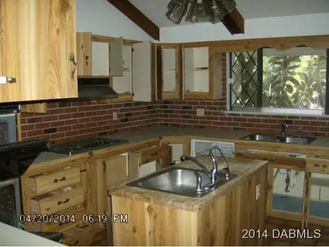 2860 John Anderson Dr, Ormond Beach, FL 32176 photo 4