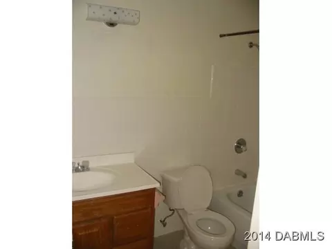 122 Magnolia Dr, Ormond Beach, FL 32176 photo 8