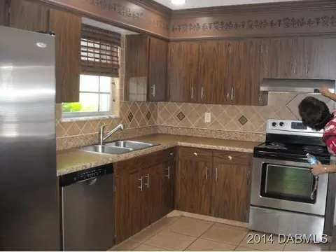 55 Brookwood Dr, Ormond Beach, FL 32174 photo 2