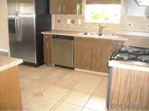 55 Brookwood Dr, Ormond Beach, FL 32174 photo 3