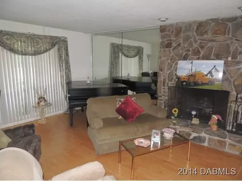 4 Twin Rivers Dr, Ormond Beach, FL 32174 photo 2