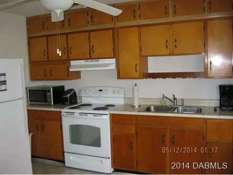 63 Tropical Dr, Ormond Beach, FL 32176 photo 2
