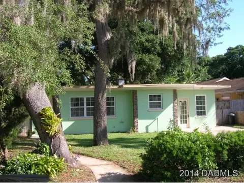 151 Hernandez Ave, Ormond Beach, FL 32174 photo 2