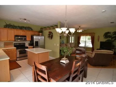 416 Bryan St, Flagler Beach, FL 32136 photo 4