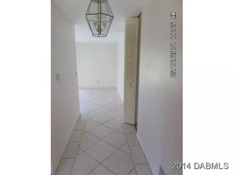 41 Plaza Dr, Ormond Beach, FL 32176 photo 2