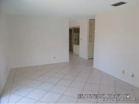 41 Plaza Dr, Ormond Beach, FL 32176 photo 3