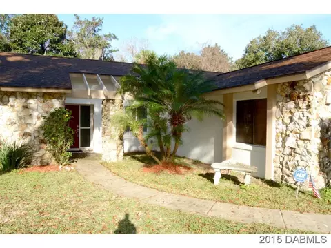 330 River Bluff Dr, Ormond Beach, FL 32174 photo 2